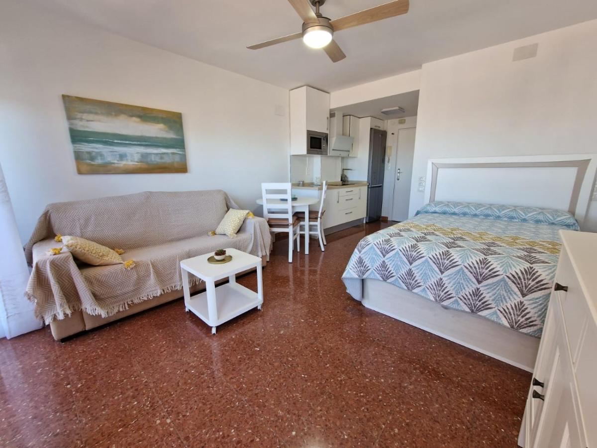 Apartamento Sereva Plazamar Торре-дель-Мар Екстер'єр фото