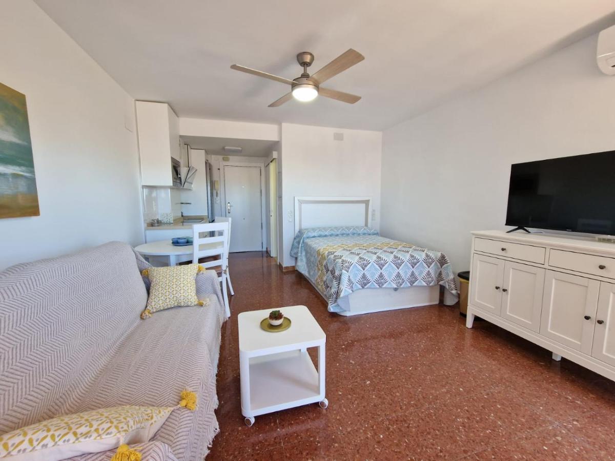 Apartamento Sereva Plazamar Торре-дель-Мар Екстер'єр фото